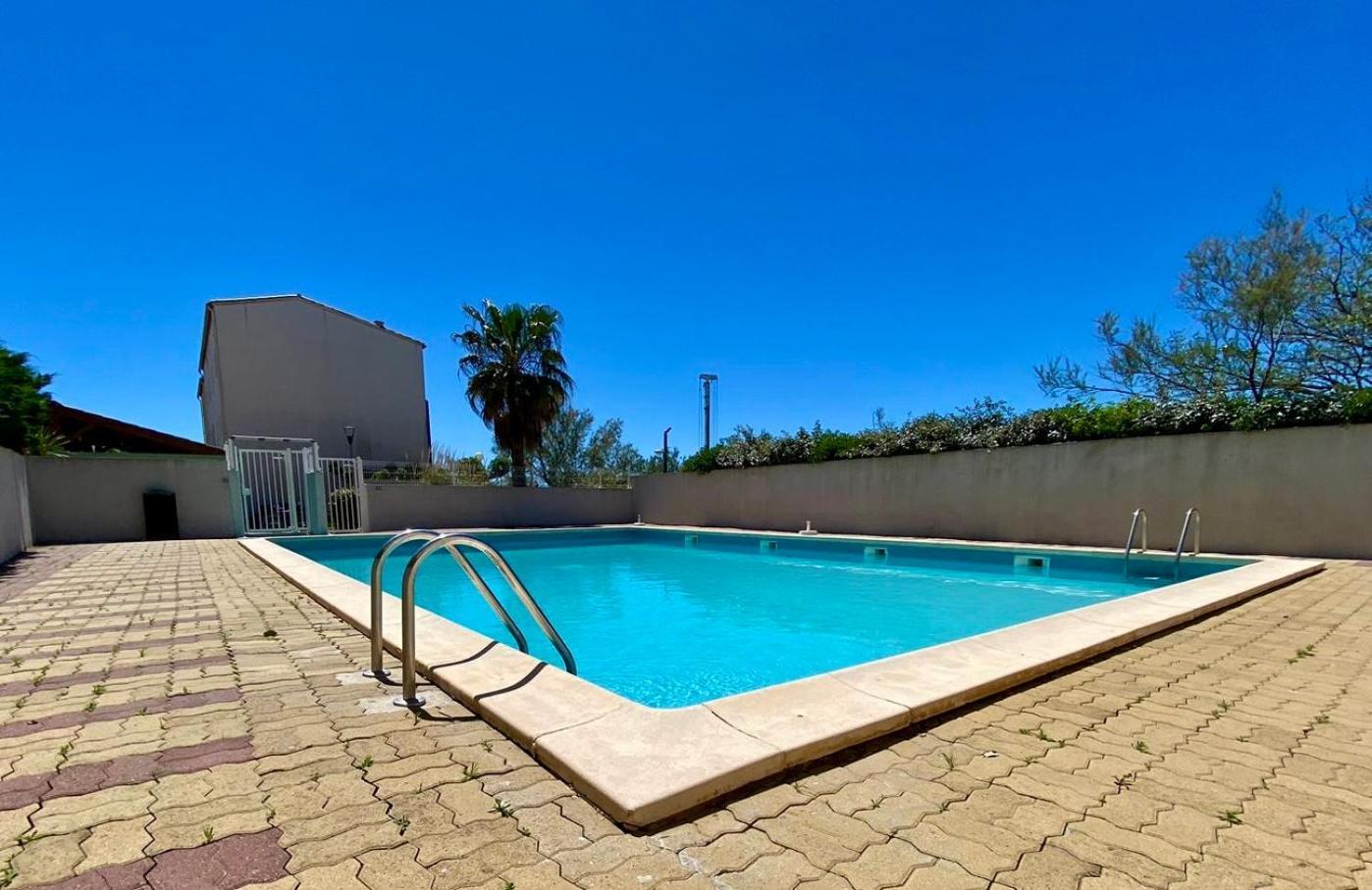 Les Feeries Du Cap Apartment
