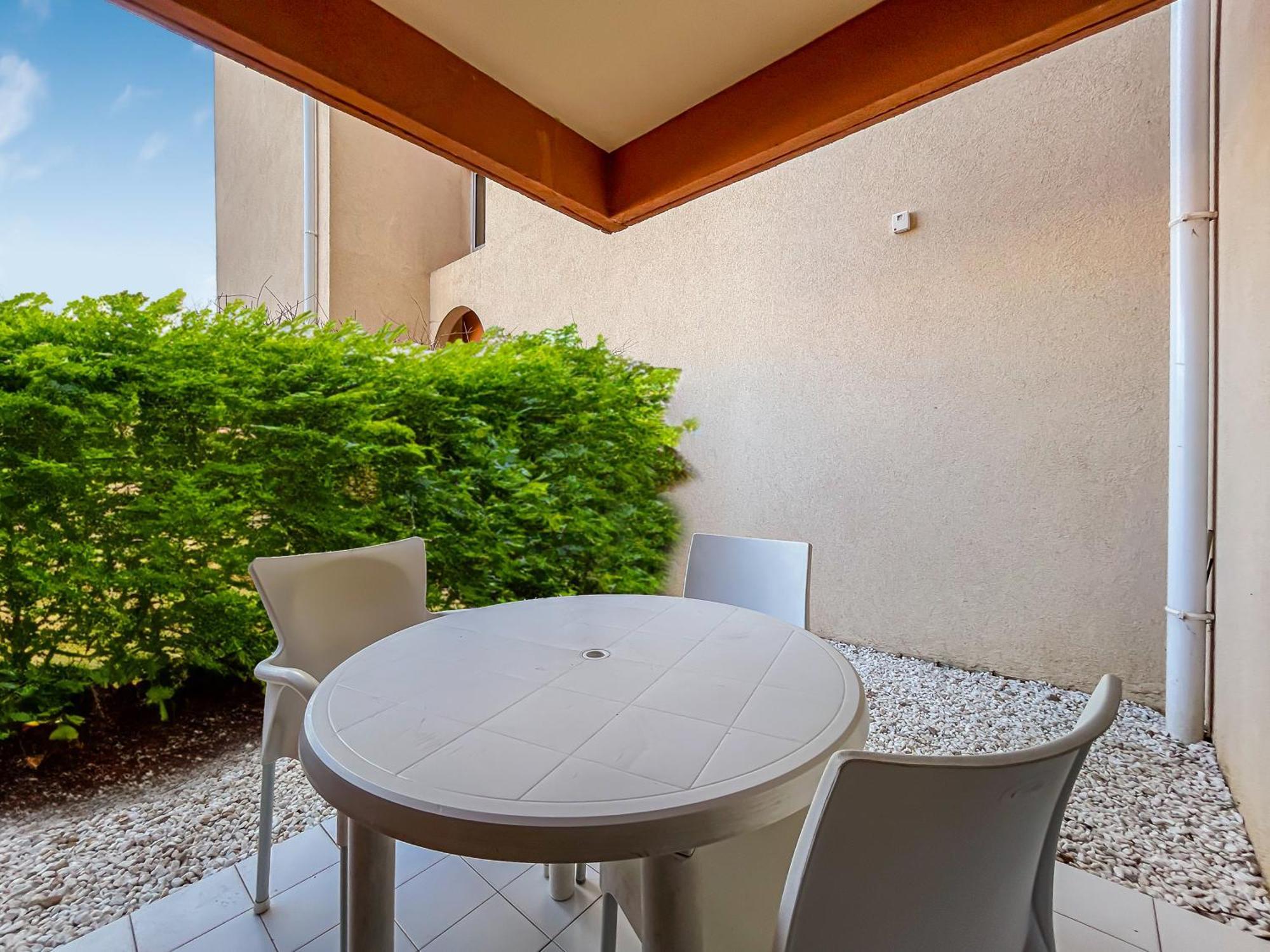 Les Feeries Du Cap Apartment *